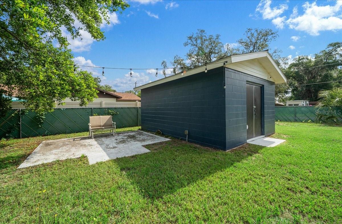 4525 NE 9TH STREET