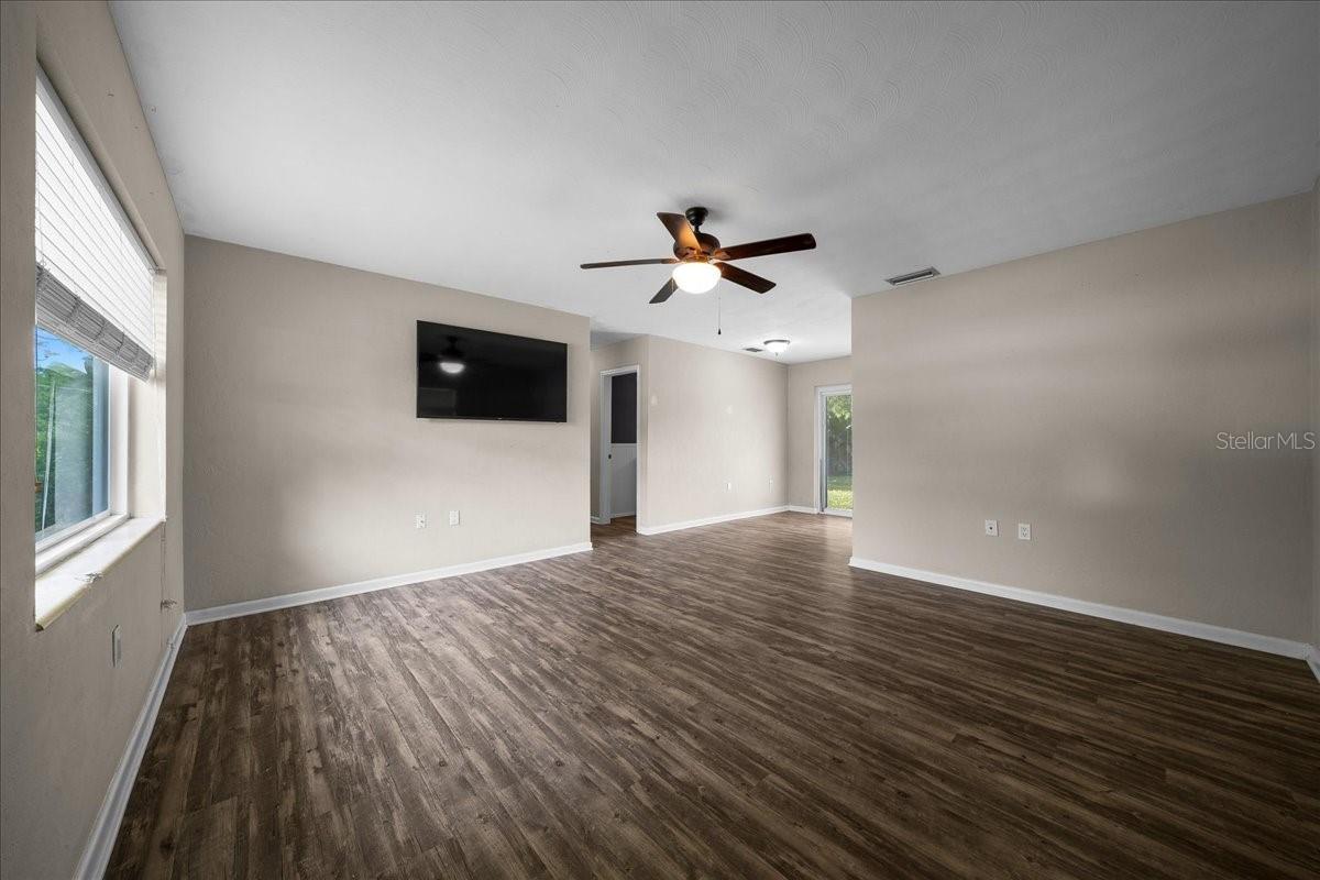 4525 NE 9TH STREET