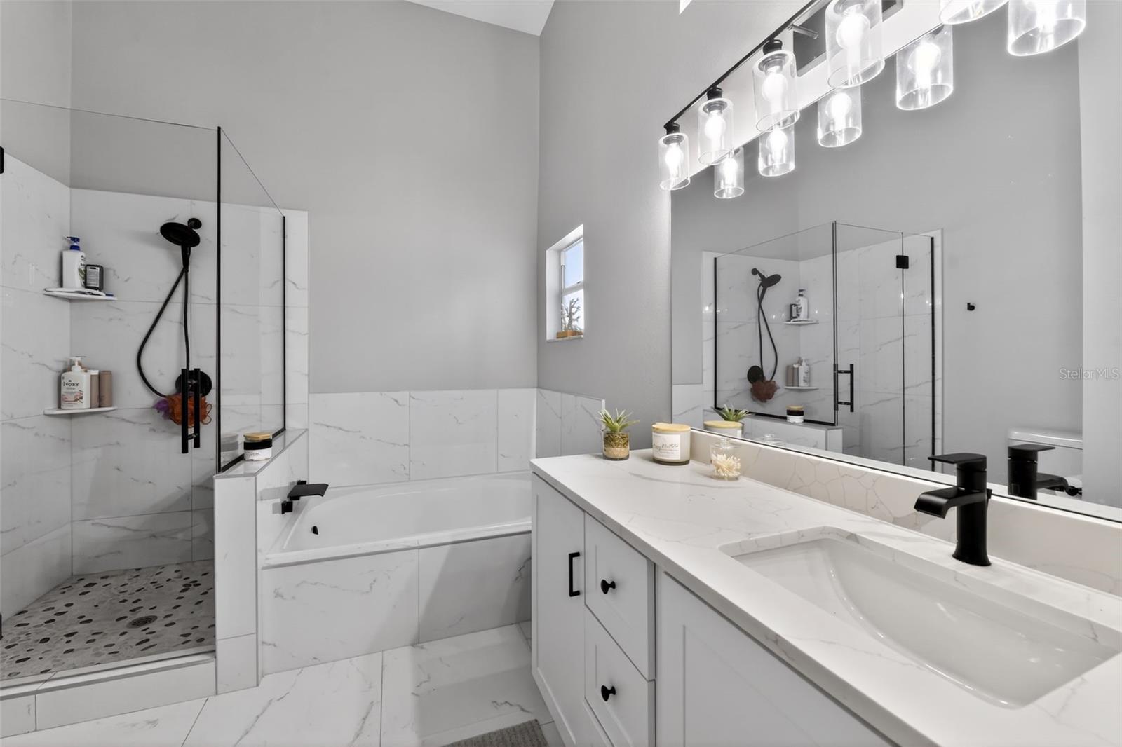 BRADEN RIVER LAKES - Residential