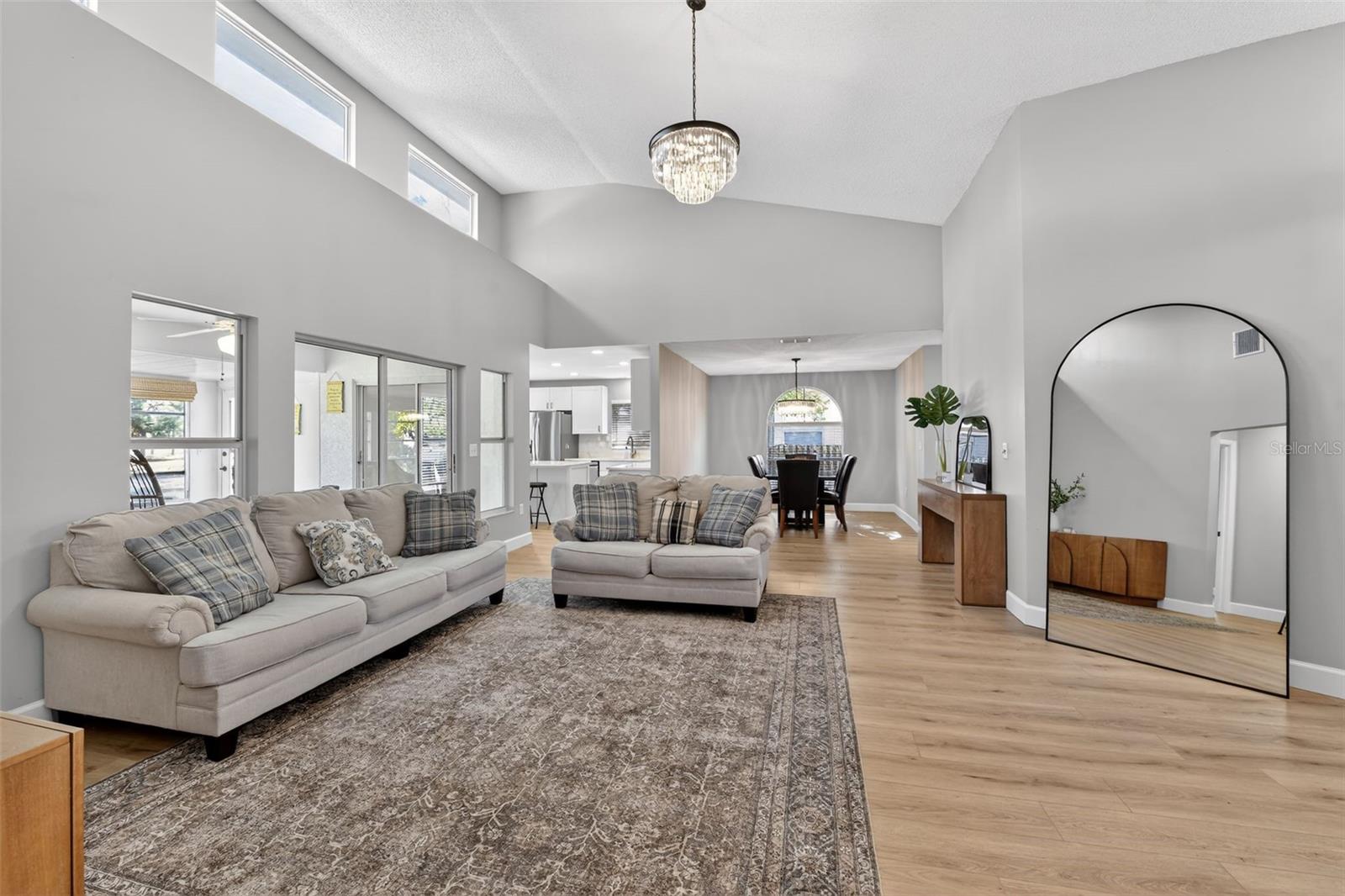 BRADEN RIVER LAKES - Residential