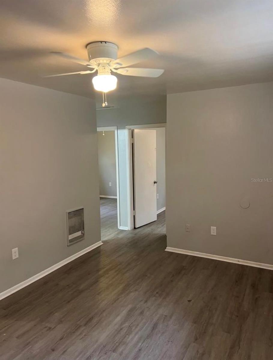 FERN CLIFF - Residential Lease