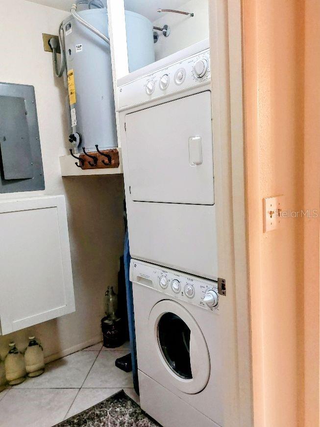 NORTH PORT CHARLOTTE COUNTRY CLUB - Residential