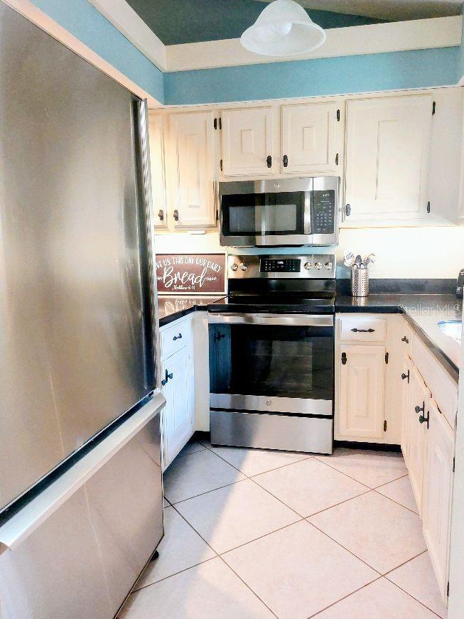 NORTH PORT CHARLOTTE COUNTRY CLUB - Residential