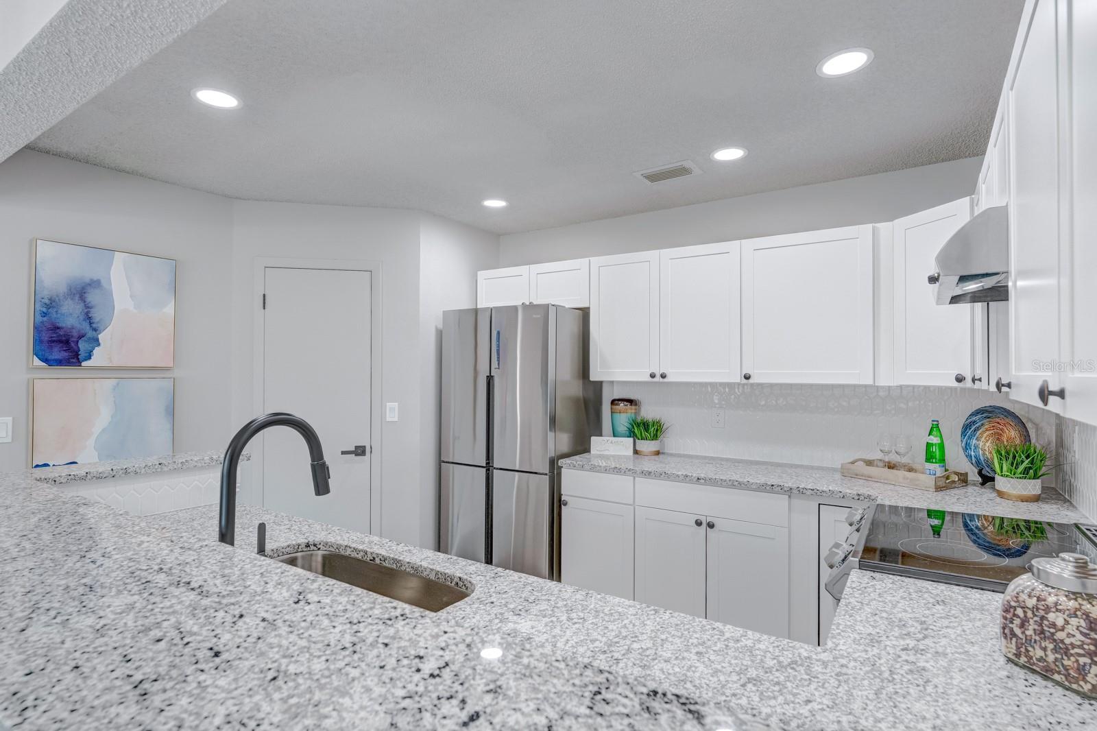 LAKEWOOD AT THE CROSSINGS UNIT 1 - Residential