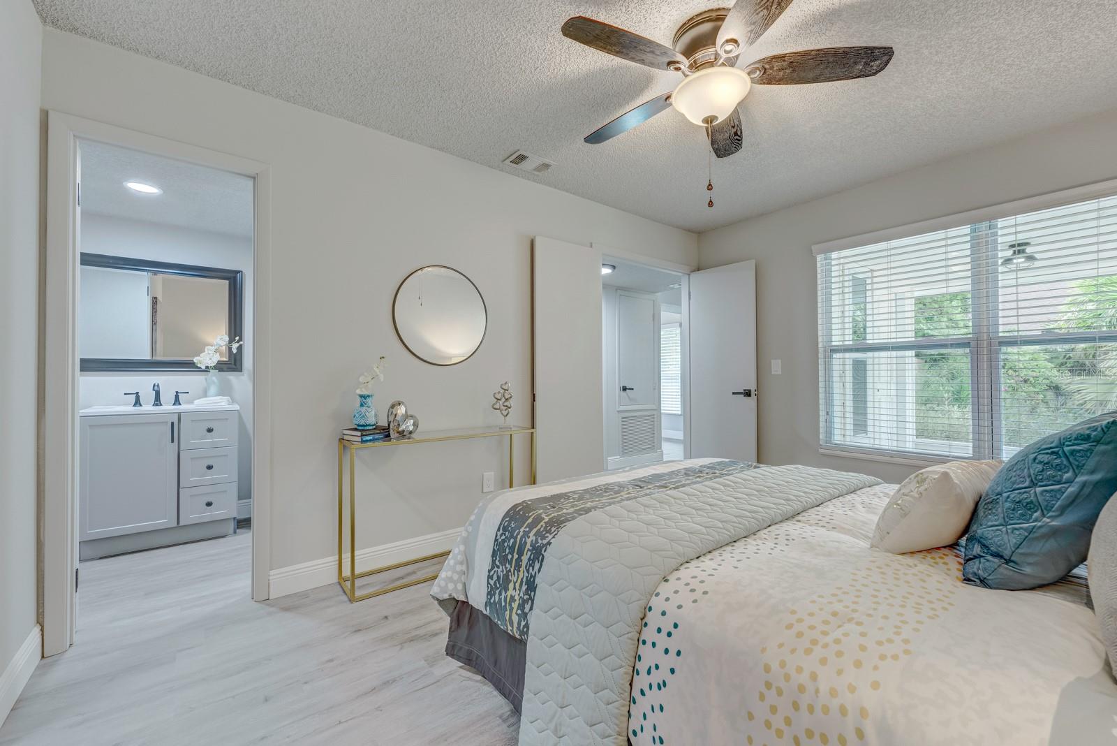 LAKEWOOD AT THE CROSSINGS UNIT 1 - Residential