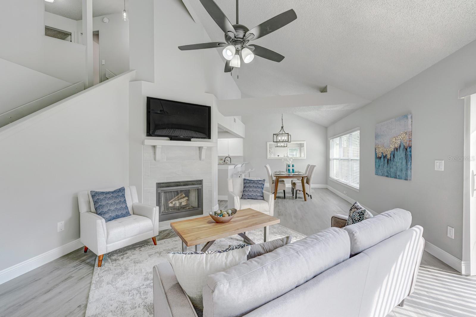 LAKEWOOD AT THE CROSSINGS UNIT 1 - Residential