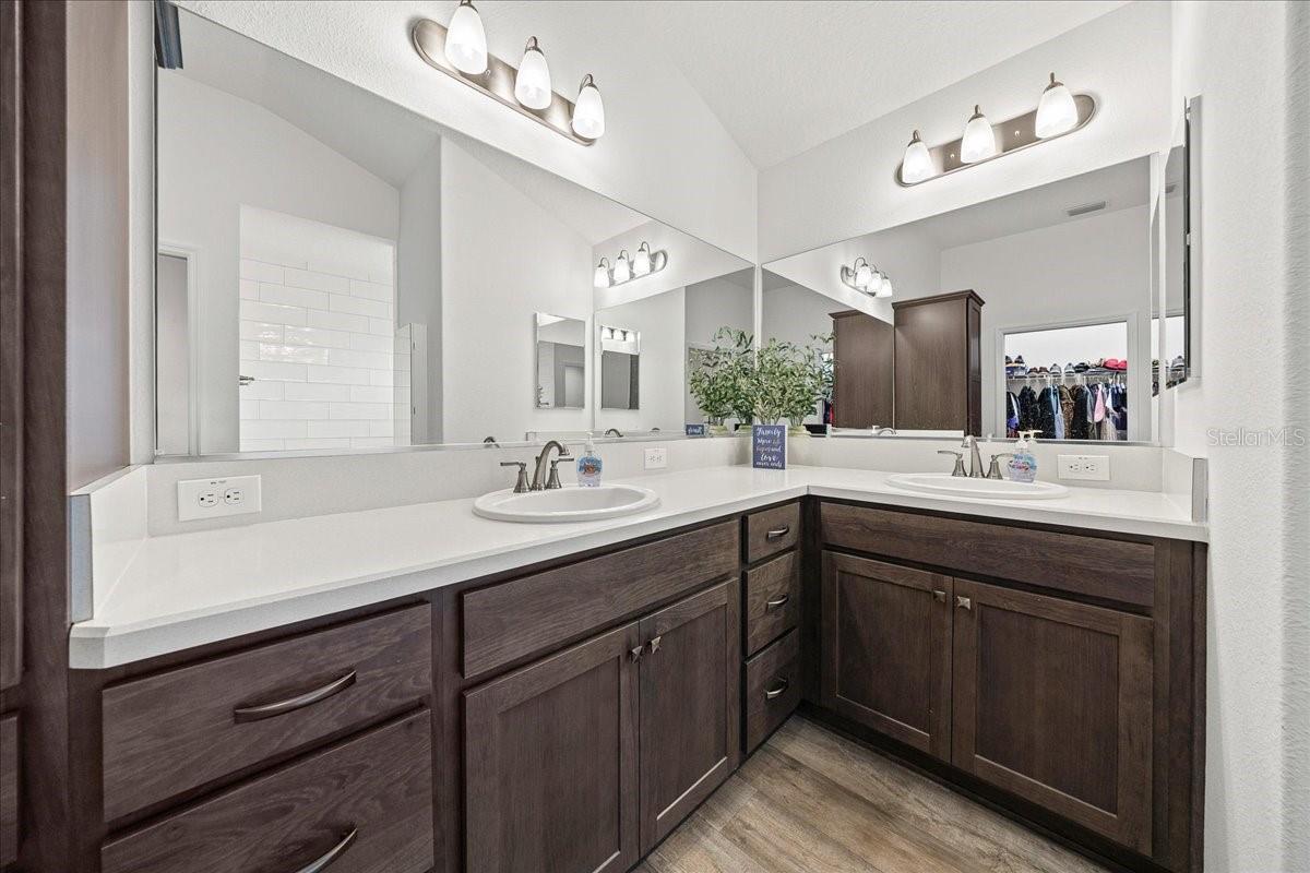 OXFORD OAKS PH 1 - Residential