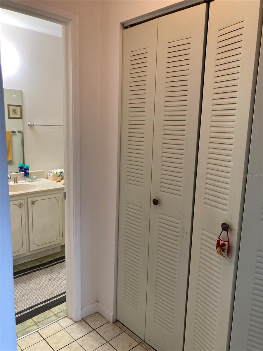 FIVE TOWNS OF ST PETE - Residential