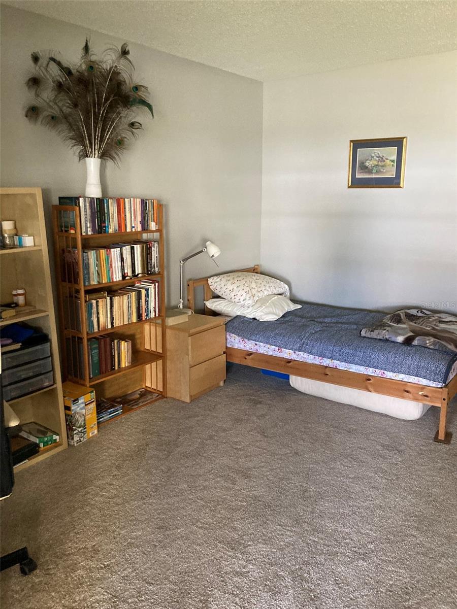 FIVE TOWNS OF ST PETE - Residential