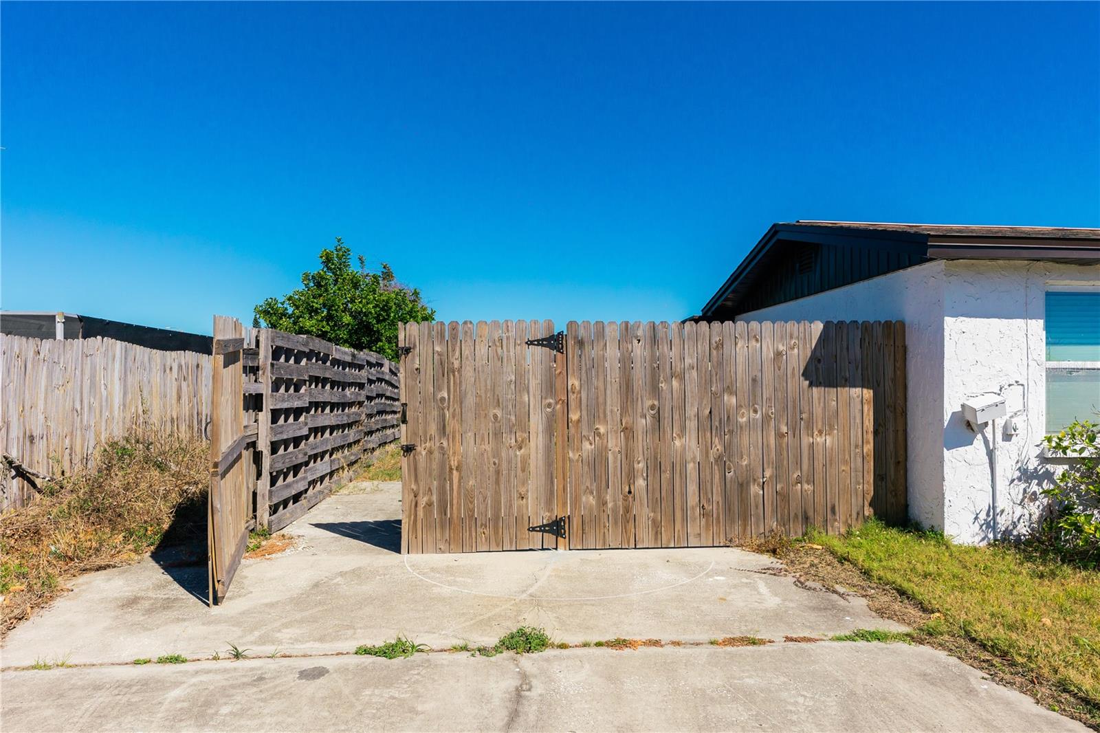 HOLIDAY LAKE ESTATES - Residential