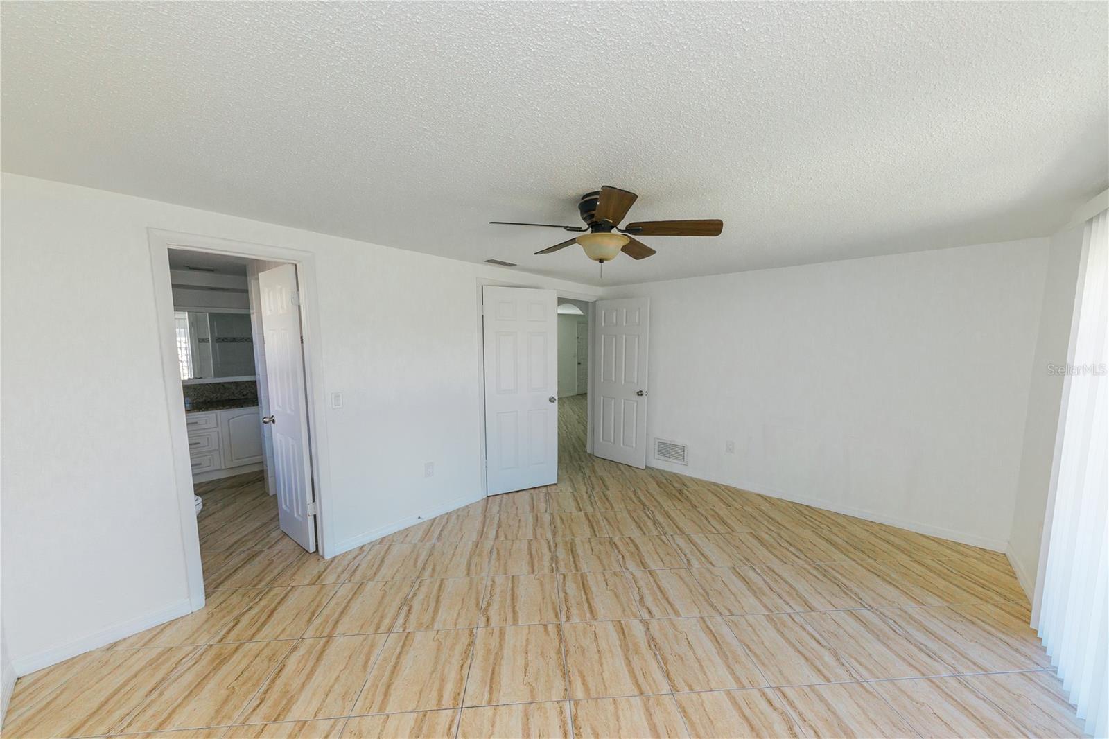 HOLIDAY LAKE ESTATES - Residential