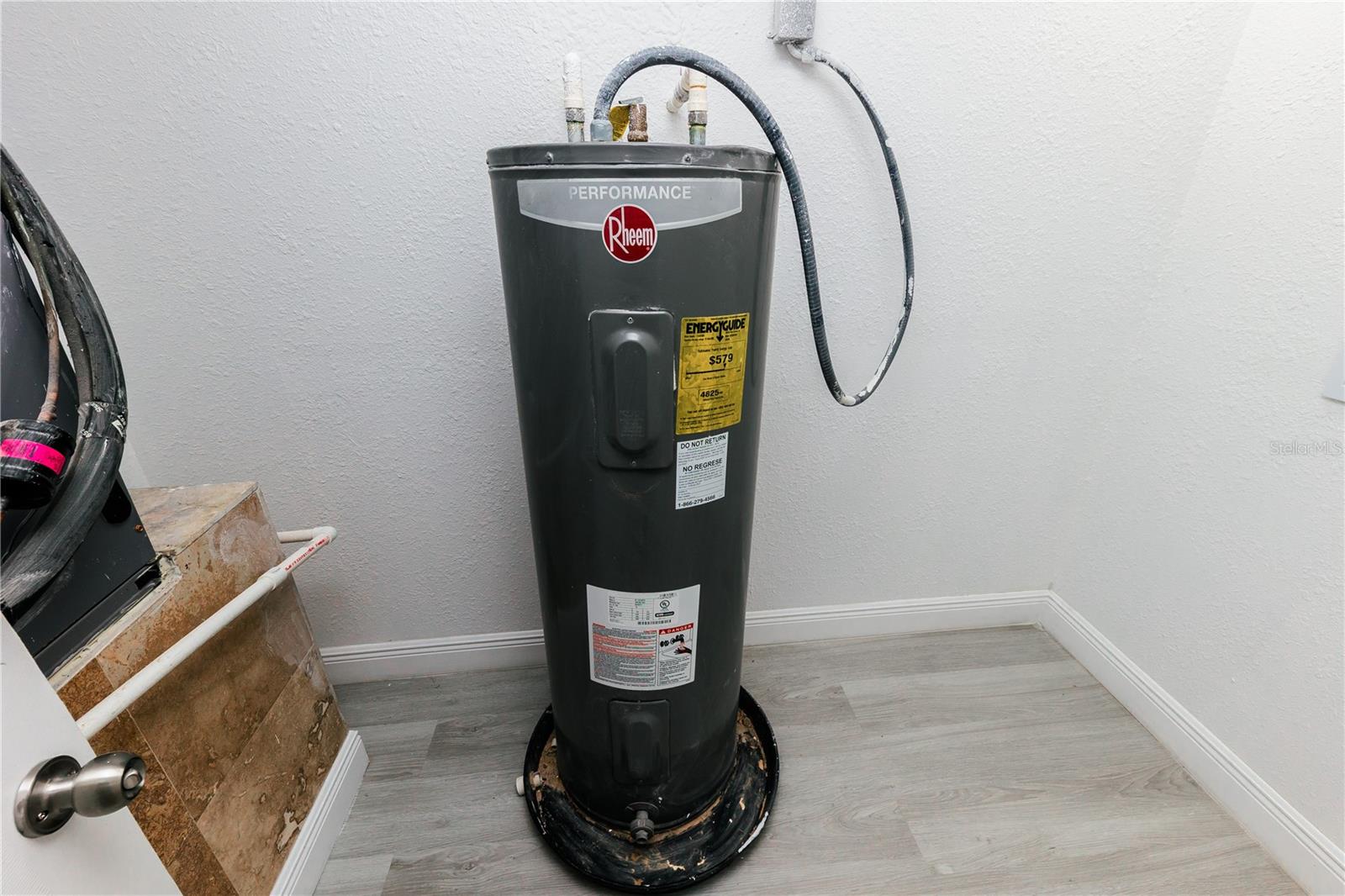 HOLIDAY LAKE ESTATES - Residential