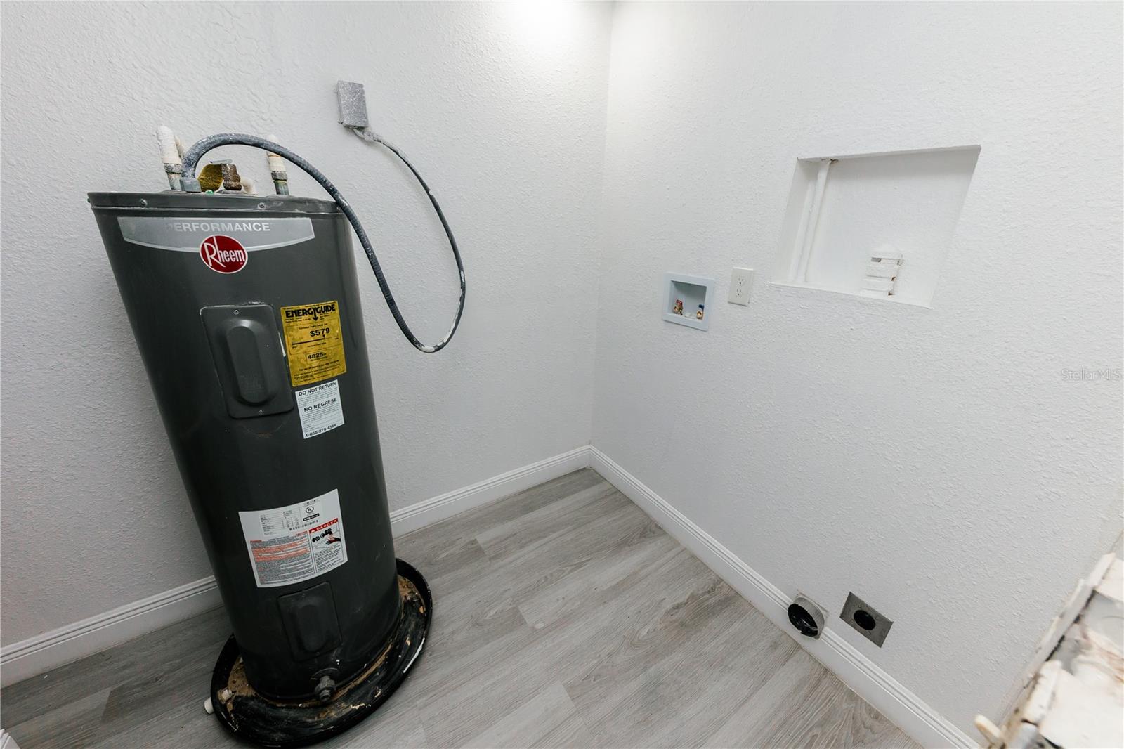 HOLIDAY LAKE ESTATES - Residential