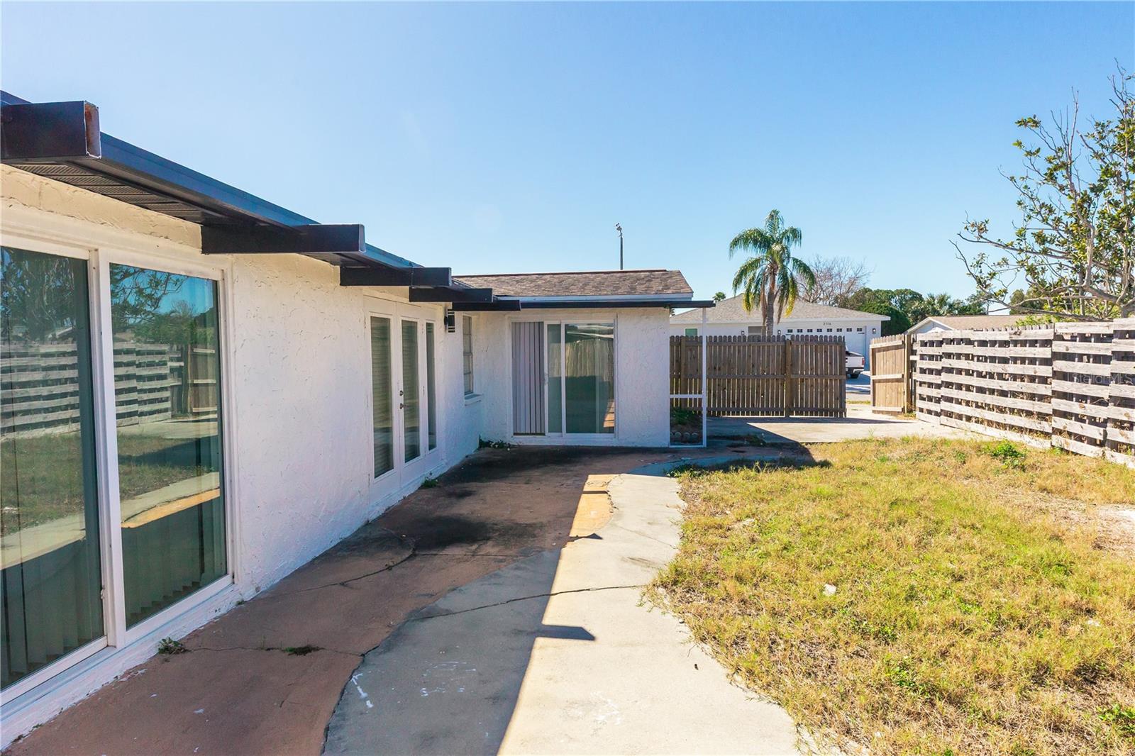 HOLIDAY LAKE ESTATES - Residential