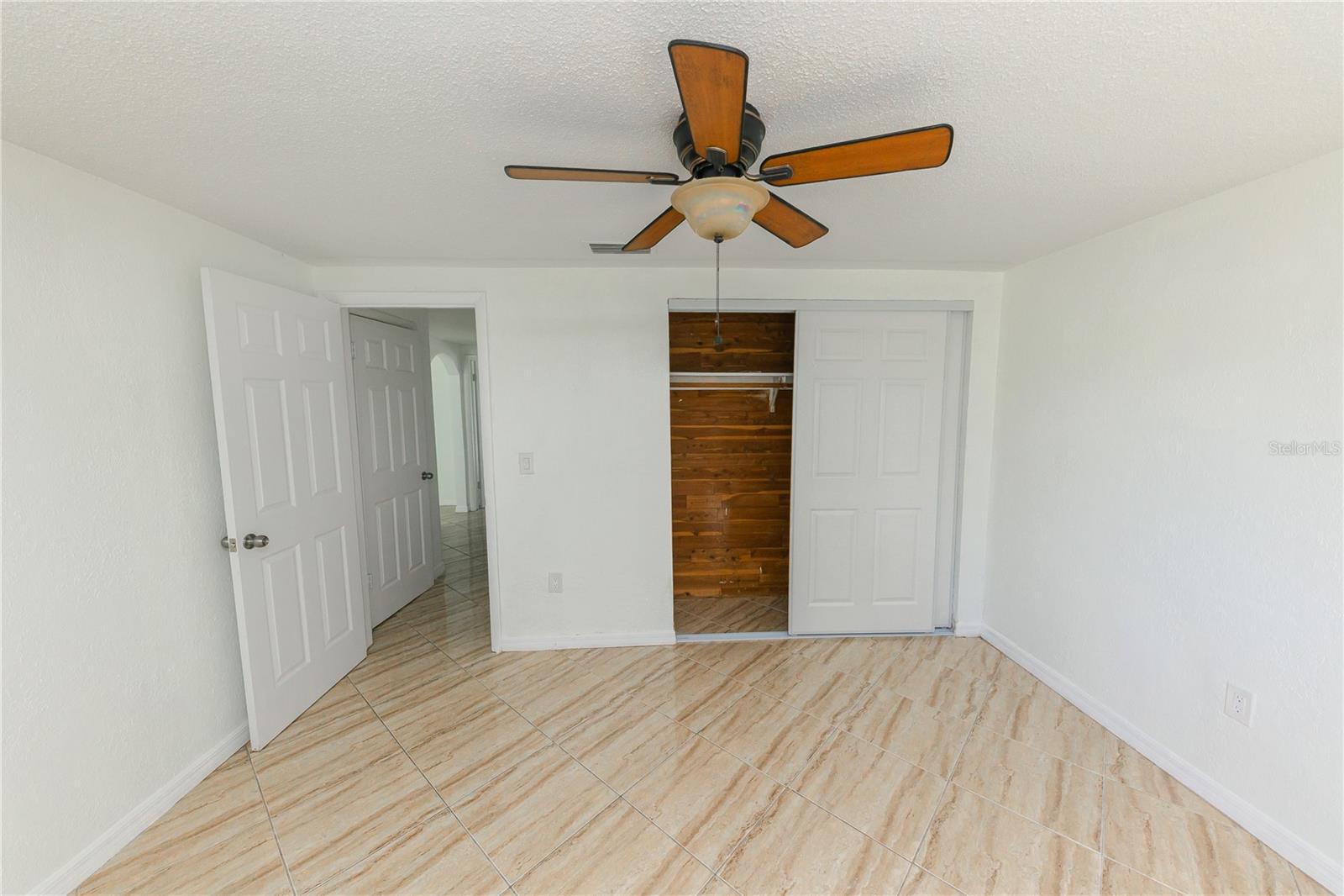 HOLIDAY LAKE ESTATES - Residential