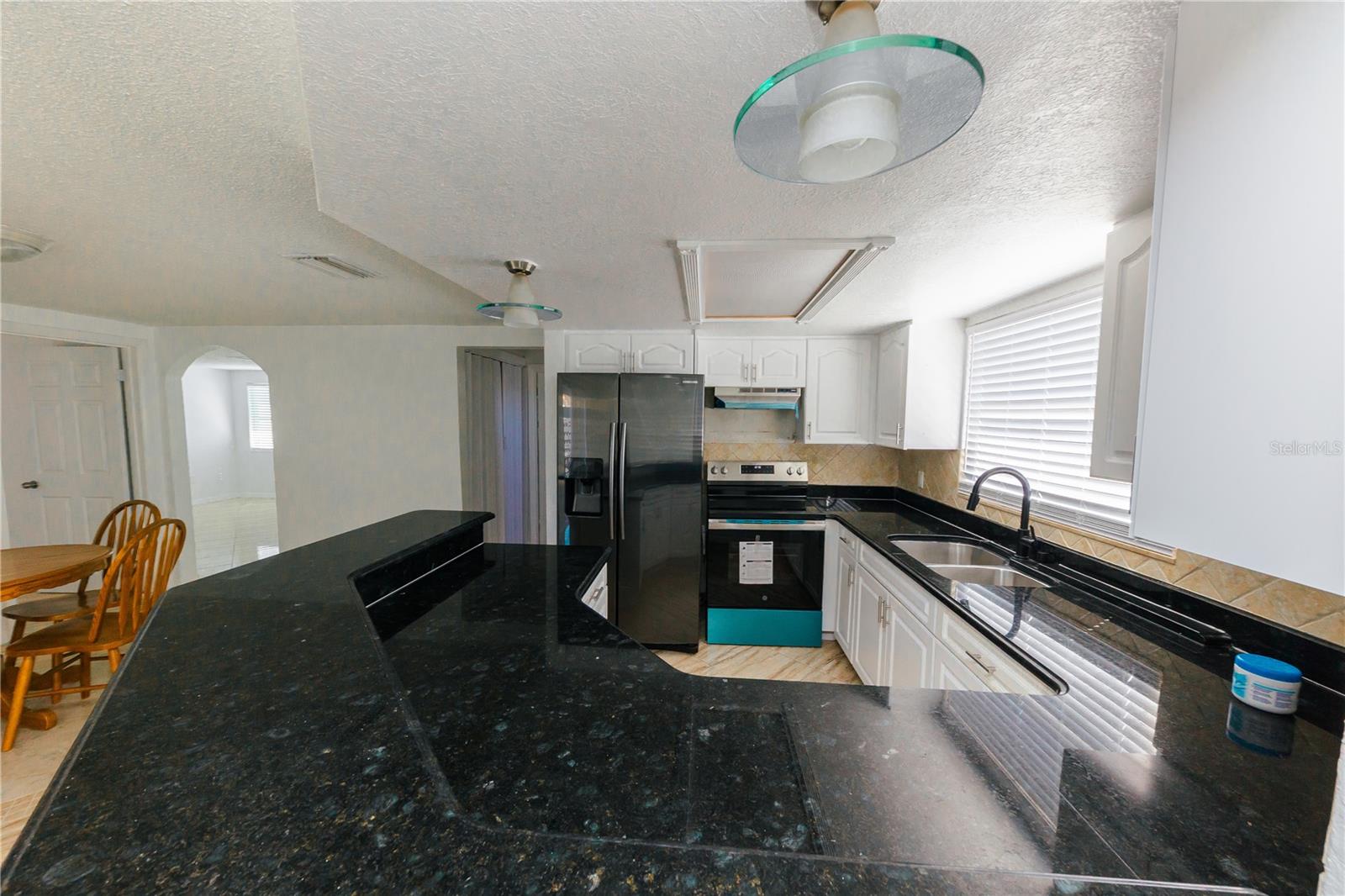 1741 FAIRFIELD STREET