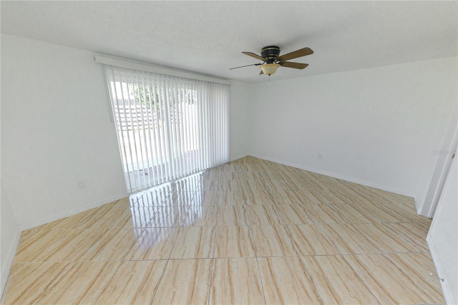 HOLIDAY LAKE ESTATES - Residential