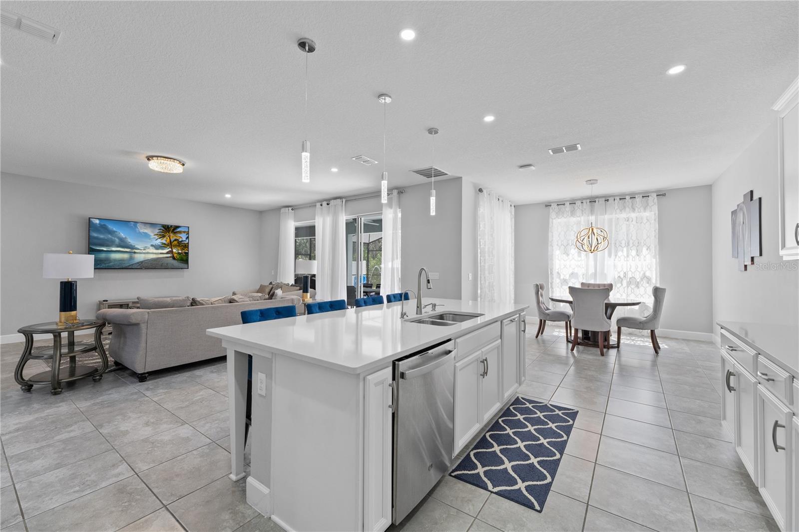 WOODLAND PARK PH 6 & 7 - Residential Lease