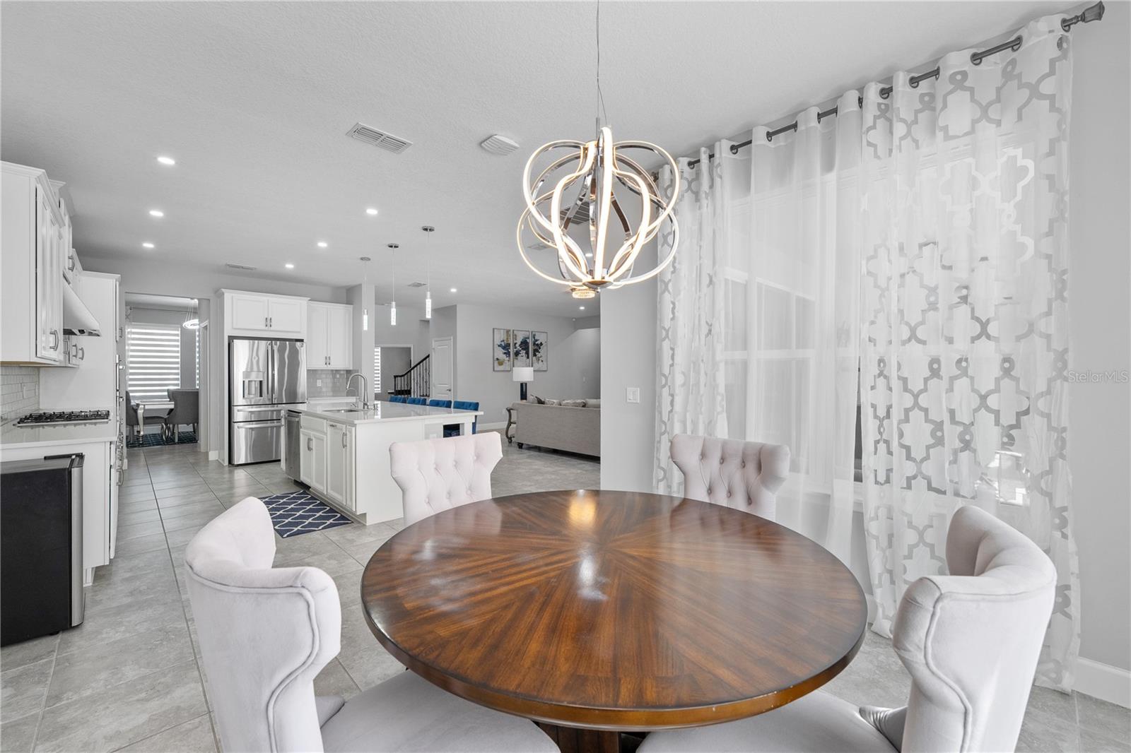 WOODLAND PARK PH 6 & 7 - Residential Lease