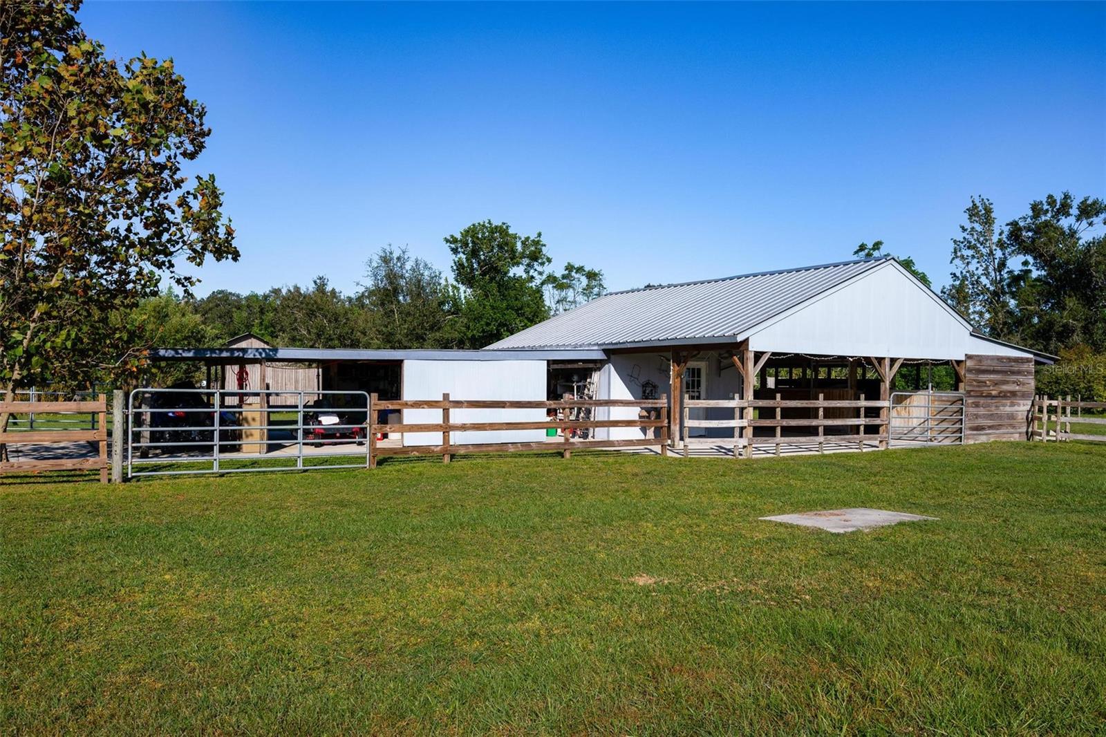 MYAKKA VALLEY RANCHES - Residential