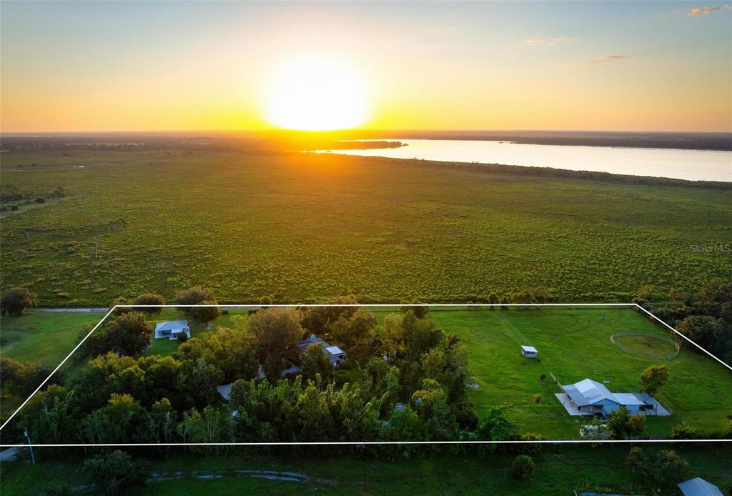 Photo of 4939 Myakka Valley Trail, Sarasota, FL 34241 (MLS # A4668711)