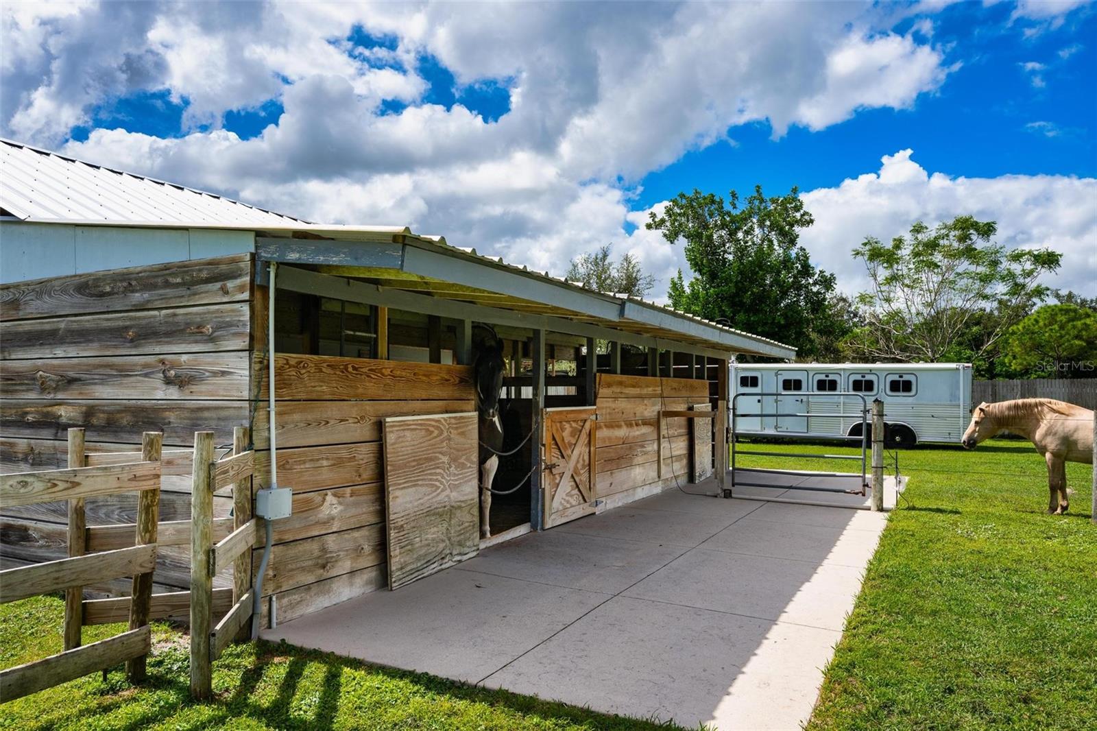 MYAKKA VALLEY RANCHES - Residential