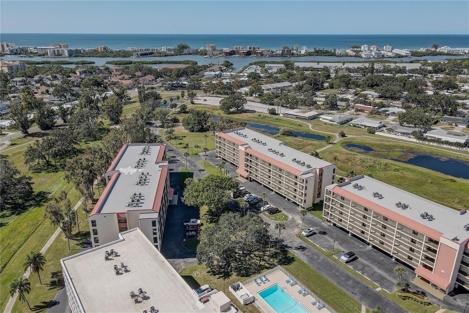 HARBOR GREENS AT YACHT CLUB ESTATES - Residential