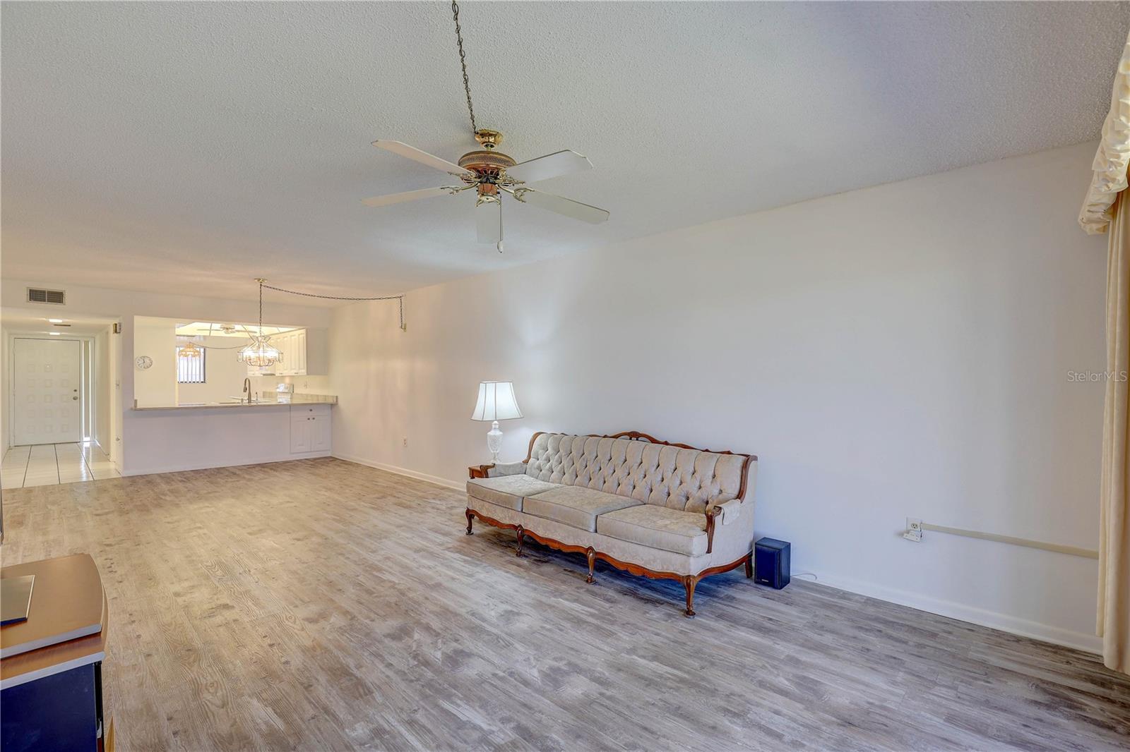 HARBOR GREENS AT YACHT CLUB ESTATES - Residential