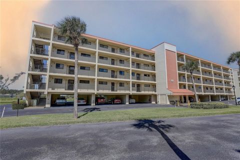 Photo of 9450 Harbor Greens Way #503, Seminole, FL 33776 (MLS # TB8440800) Photo of 9450 Harbor Greens Way #503, Seminole, FL 33776 (MLS # TB8440800)