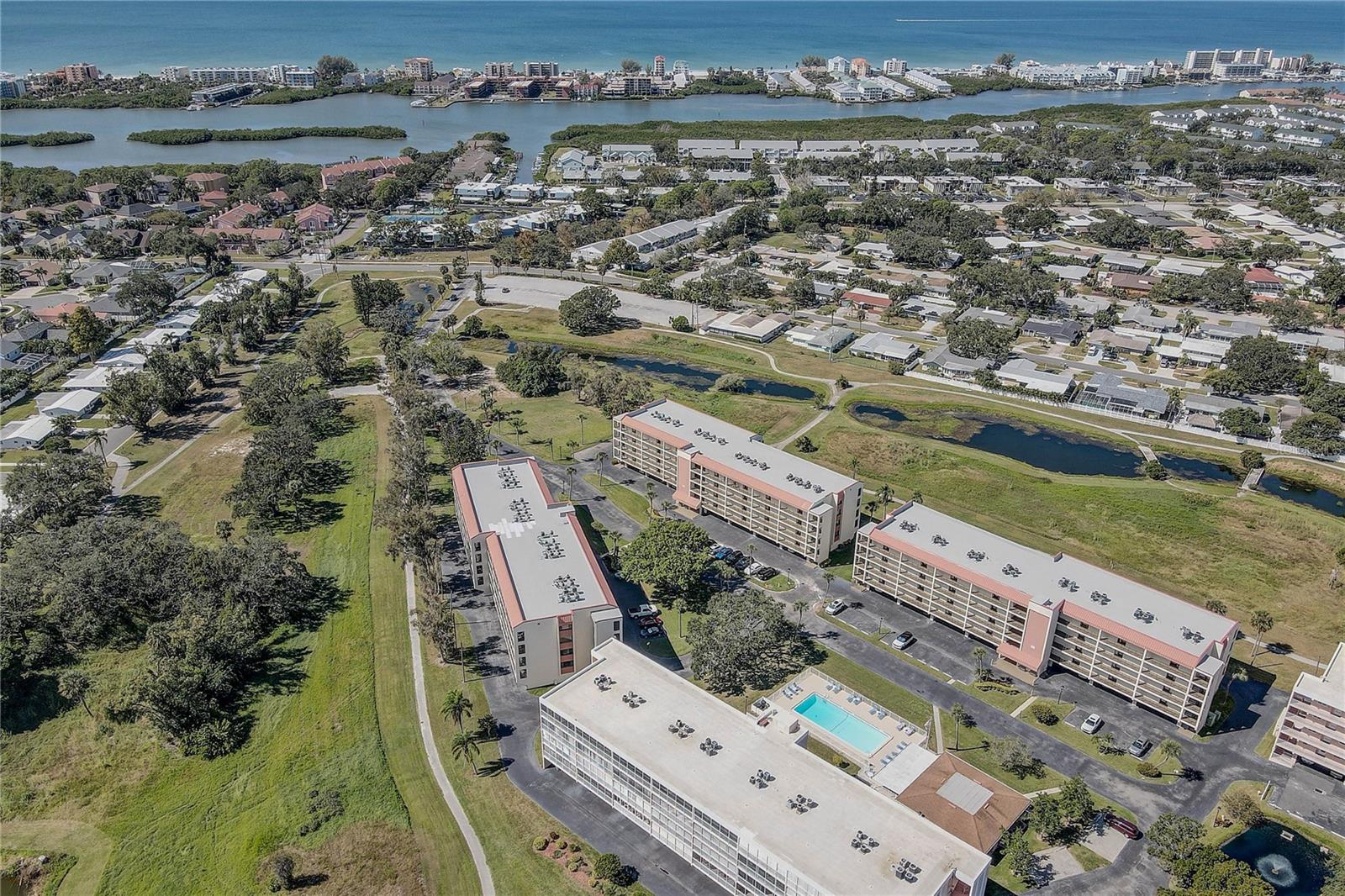 HARBOR GREENS AT YACHT CLUB ESTATES - Residential