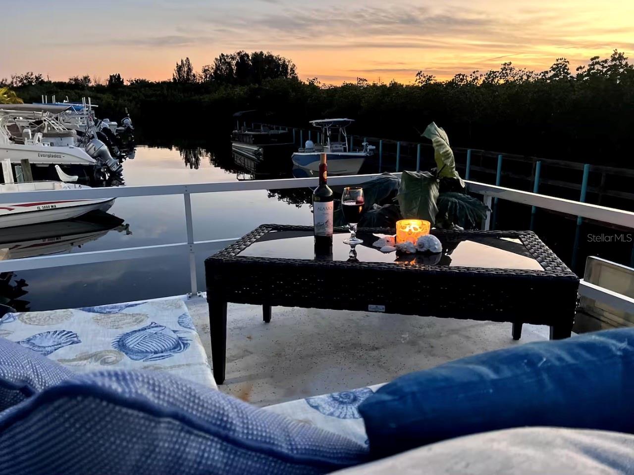 EAST TERRA CEIA - Land