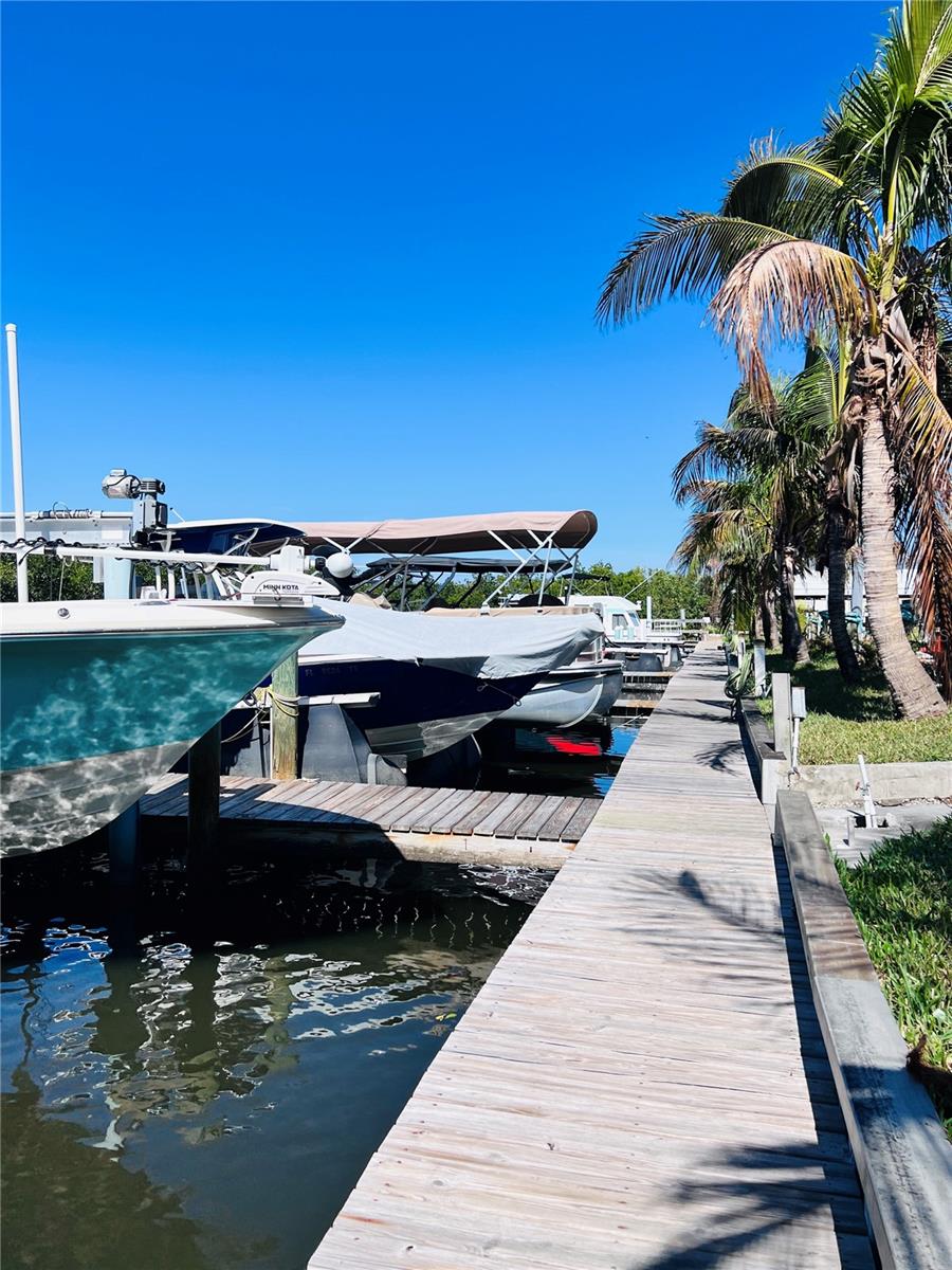 EAST TERRA CEIA - Land