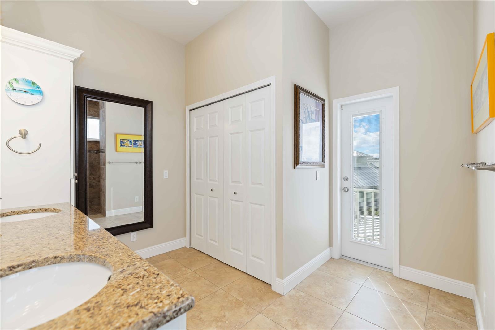 0000 - NOT PART OF A SUBDIVISION - Residential