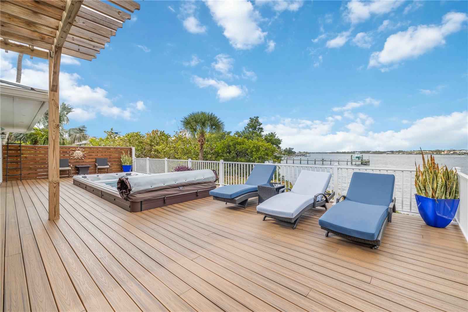 0000 - NOT PART OF A SUBDIVISION - Residential