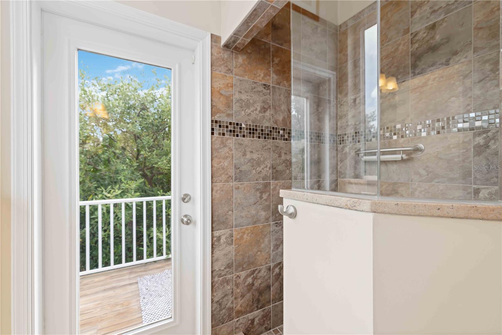 0000 - NOT PART OF A SUBDIVISION - Residential