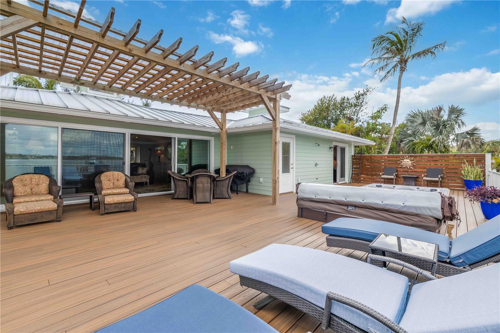 0000 - NOT PART OF A SUBDIVISION - Residential