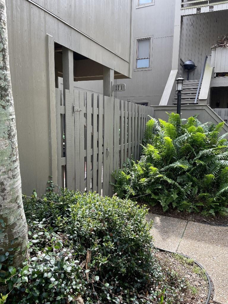 111 WOODLAND PLACE