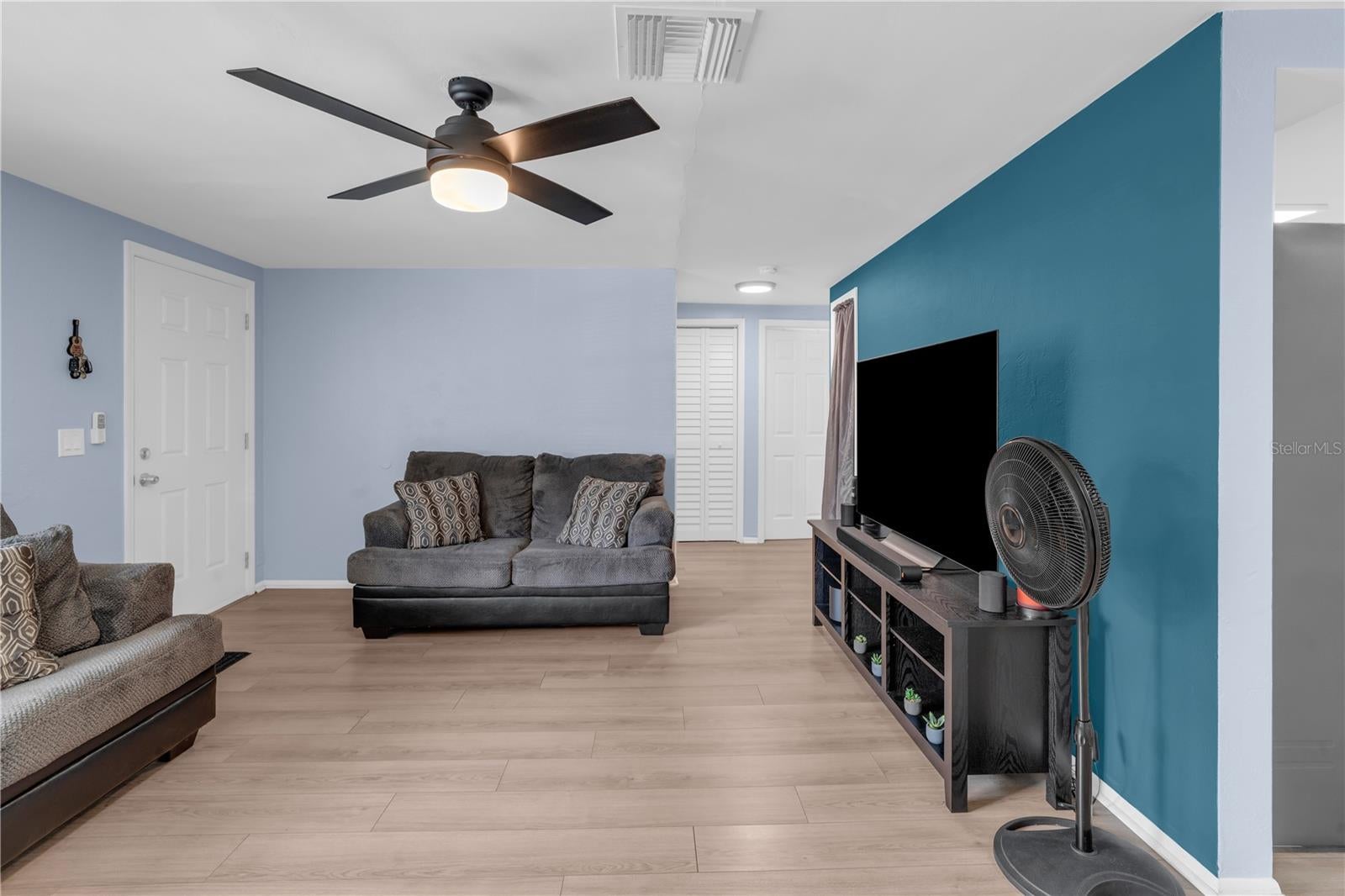 1400 JENNINGS DRIVE