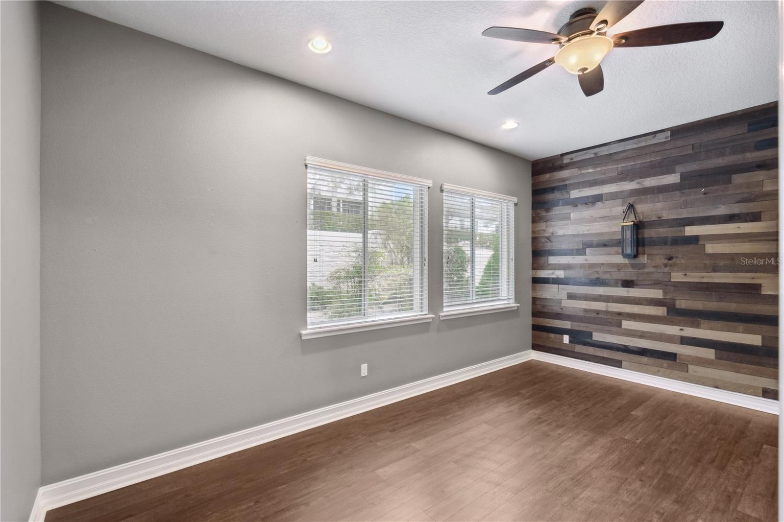 JOHNS LAKE LNDG PH 2 - Residential