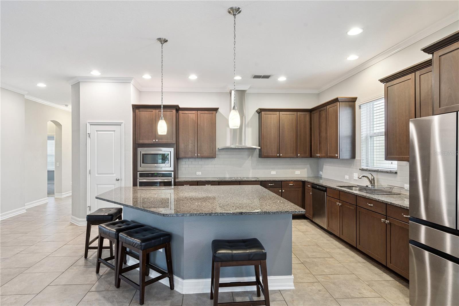 JOHNS LAKE LNDG PH 2 - Residential