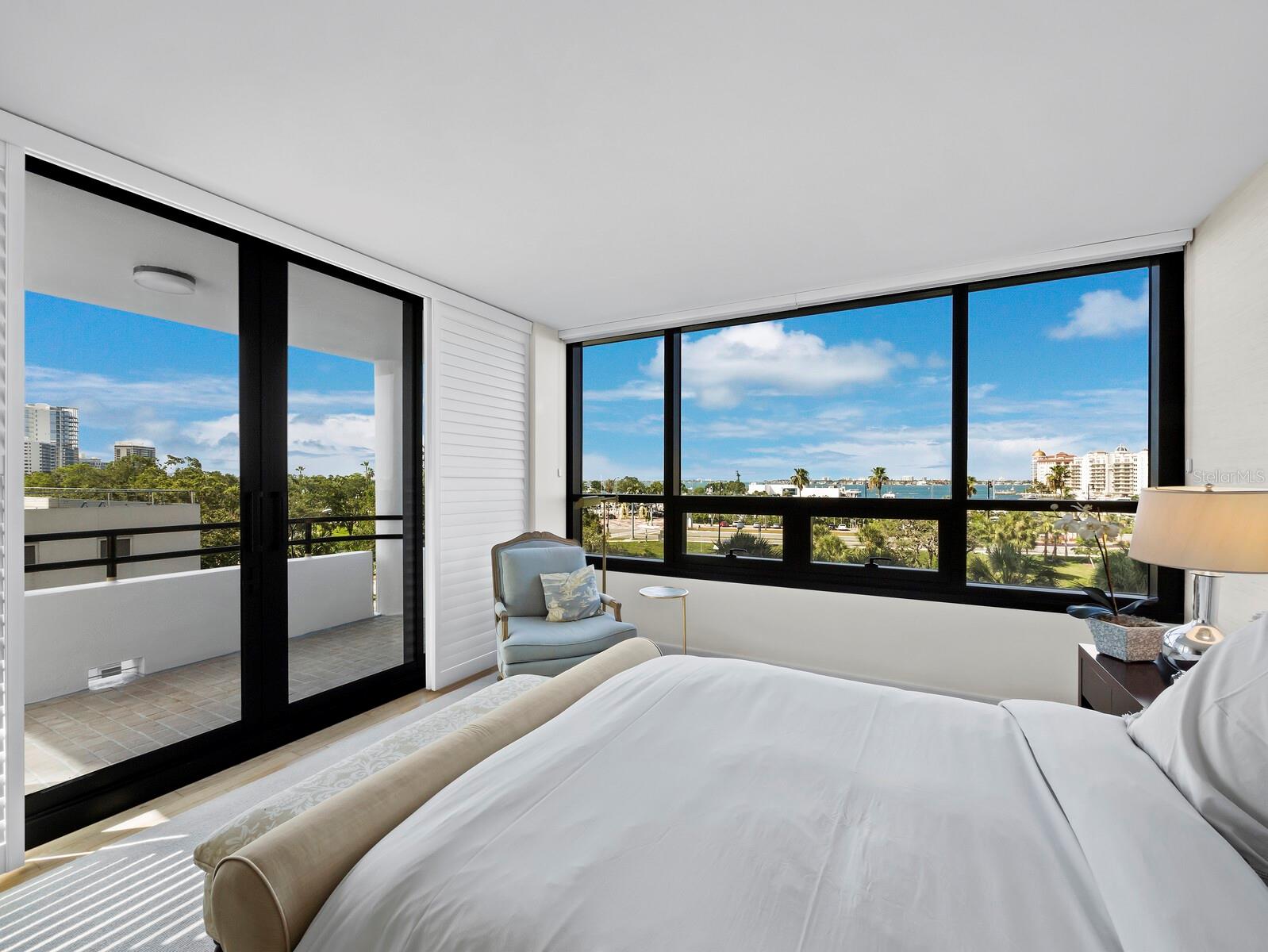 BAY PLAZA - Residential