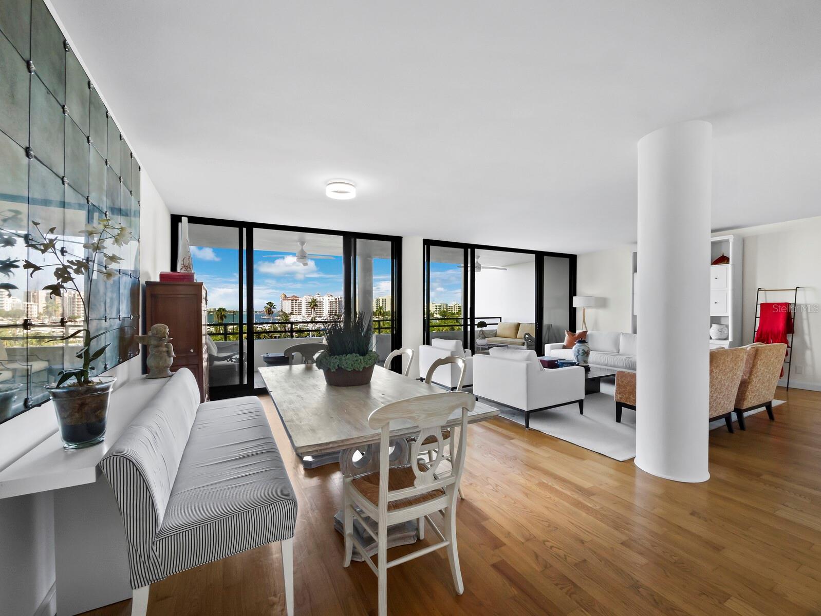 BAY PLAZA - Residential