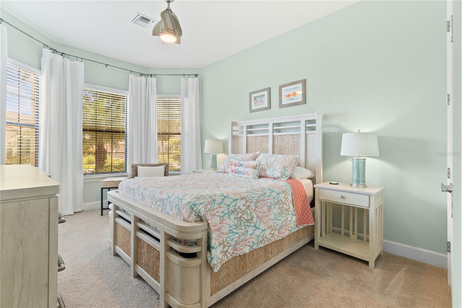 BAYSIDE - Residential