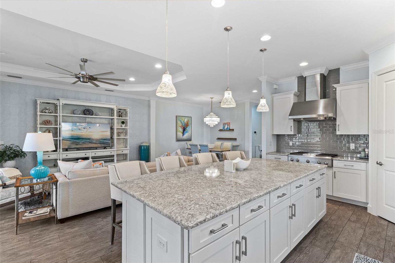 BAYSIDE - Residential