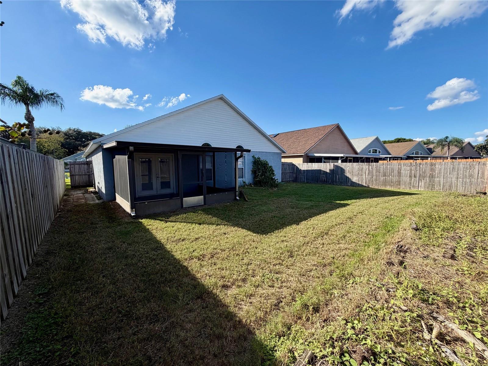 CHASE GROVES UNIT 9 - Residential Lease