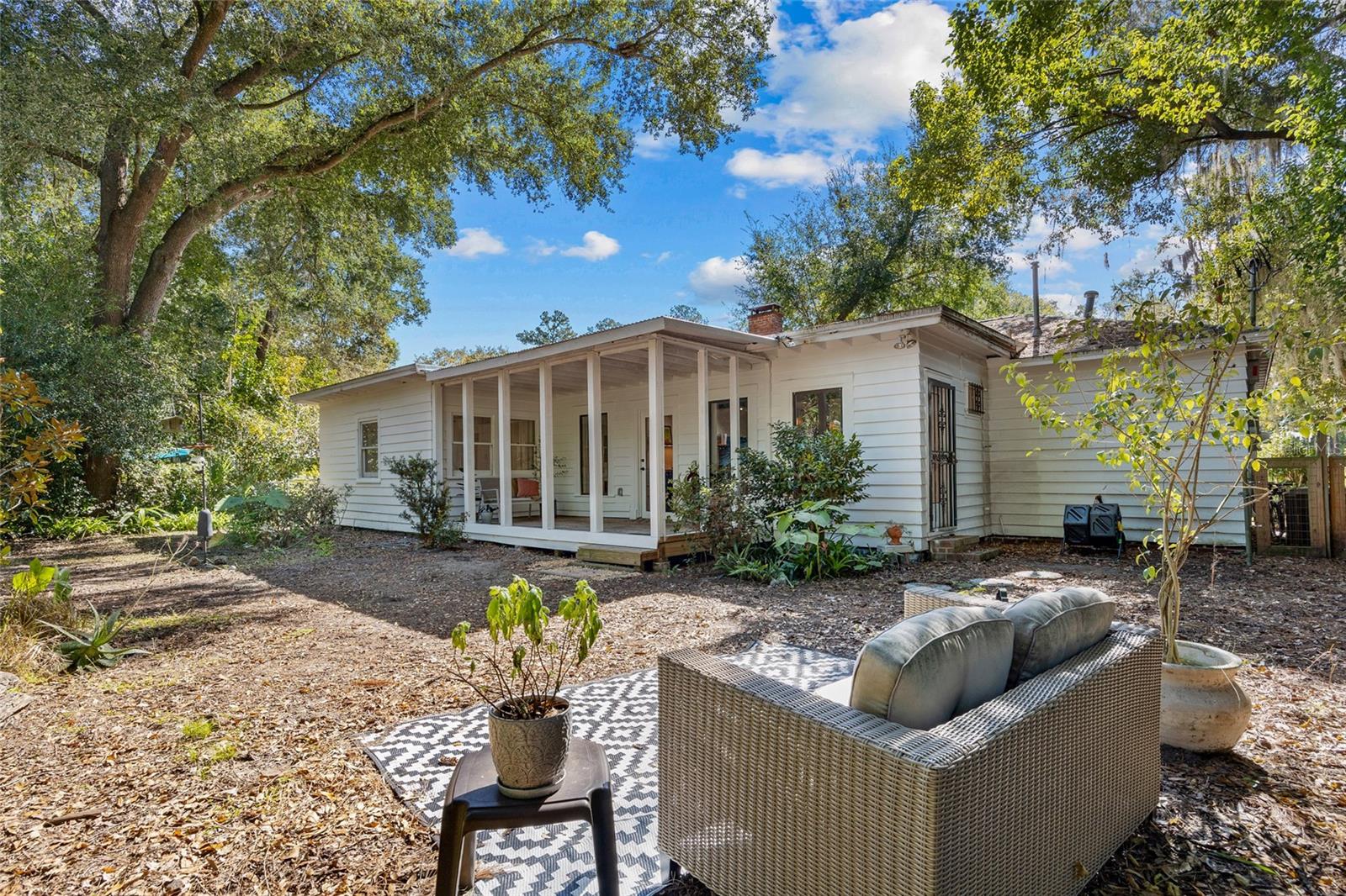 SPRING PARK - Residential