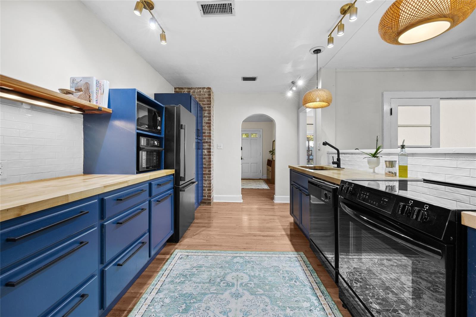 SPRING PARK - Residential