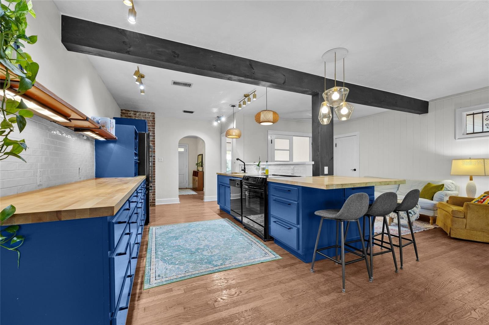 SPRING PARK - Residential