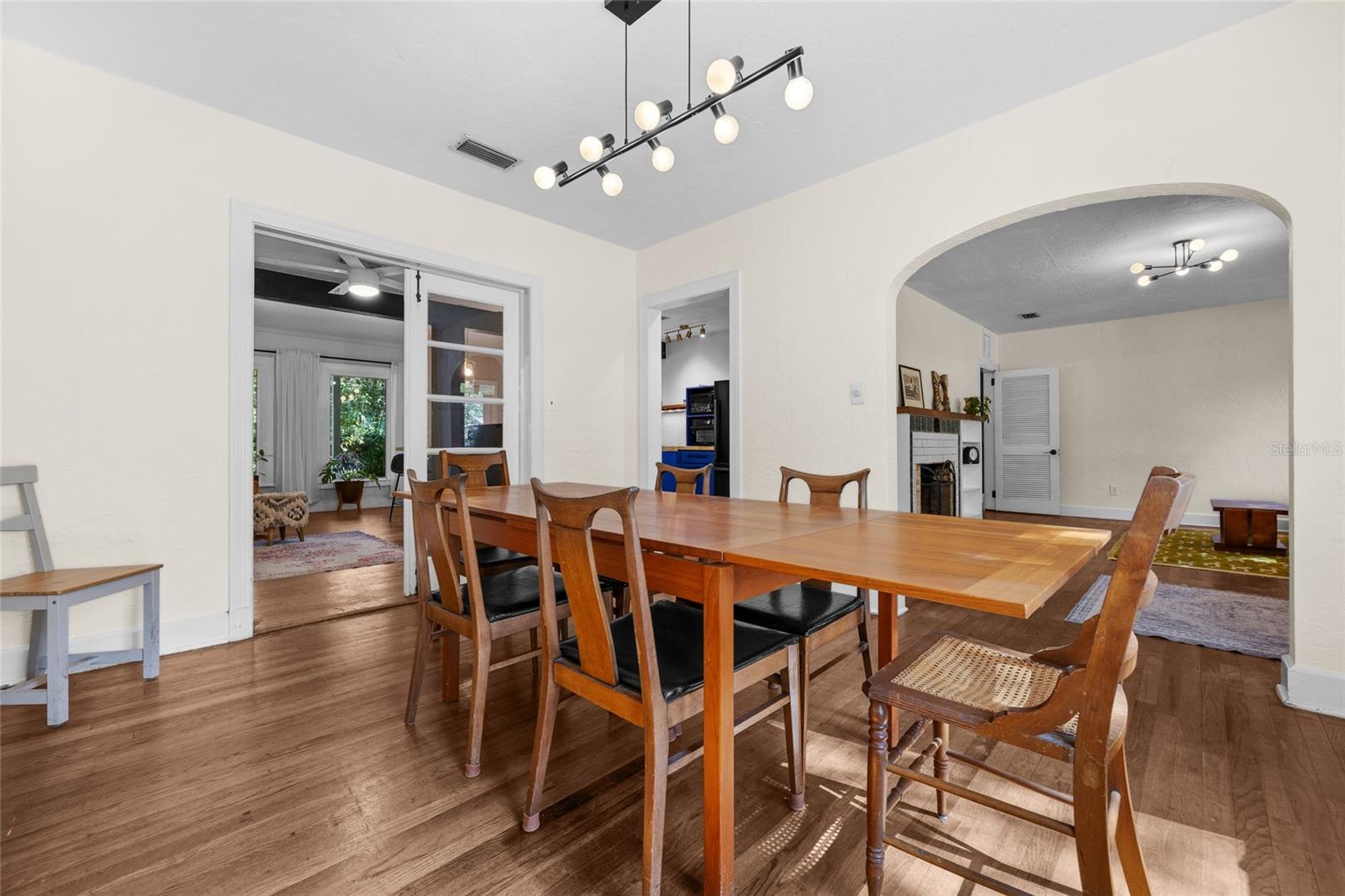 SPRING PARK - Residential