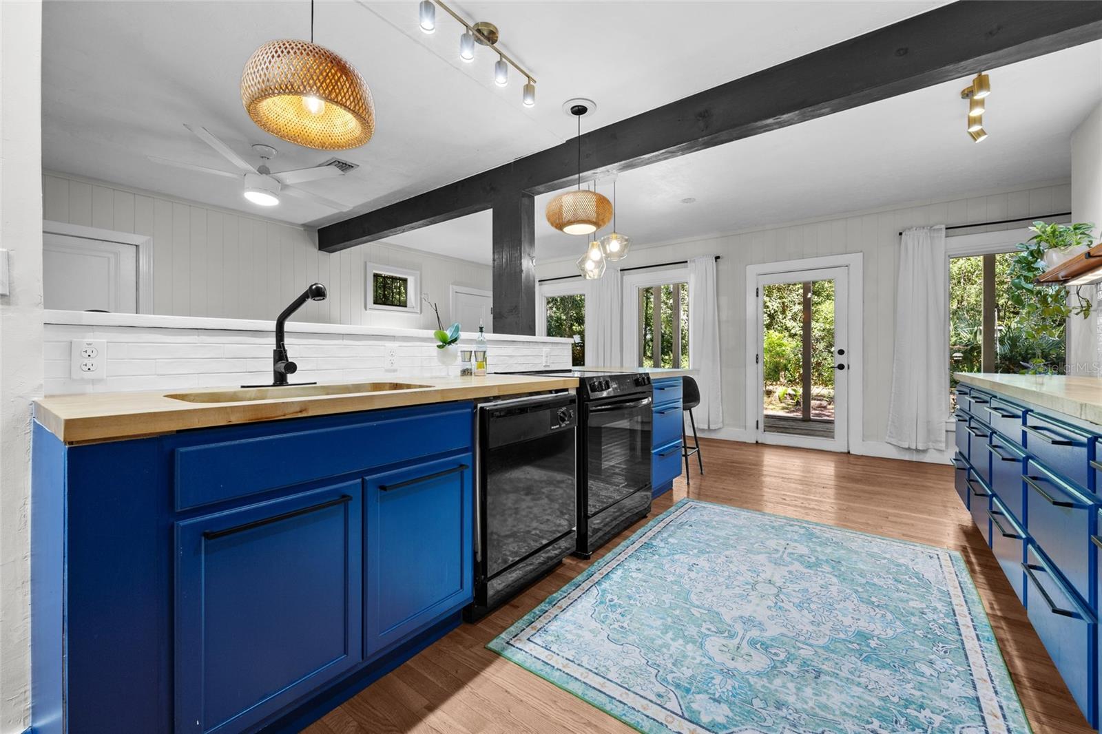 SPRING PARK - Residential